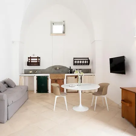 Masseria Borgo Mortella Bed & Breakfast 4*