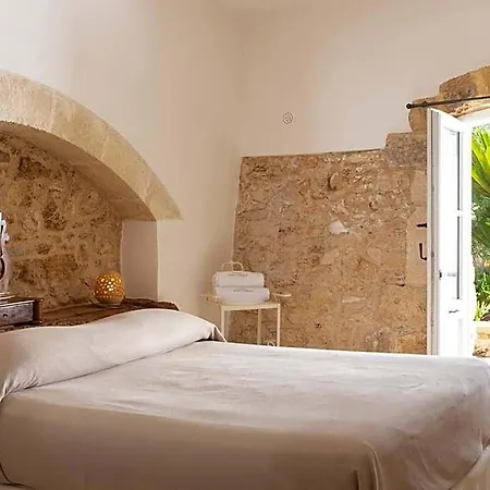 Bed & Breakfast Masseria Borgo Mortella