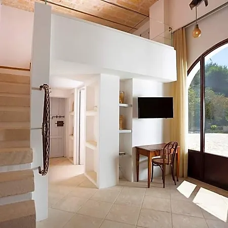 Masseria Borgo Mortella 4* Лечче